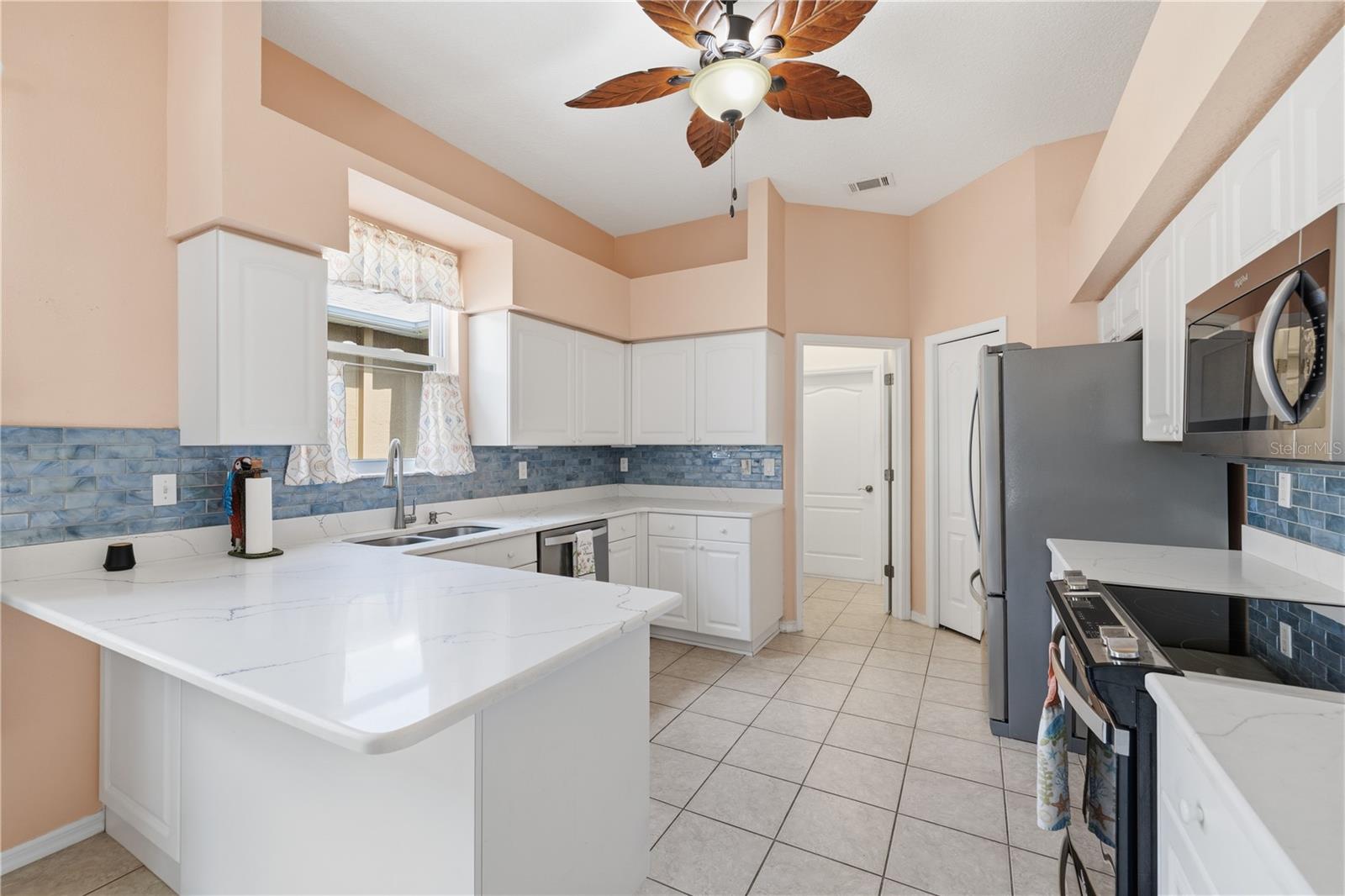 11501 Bloomington Ct Property Photo 10