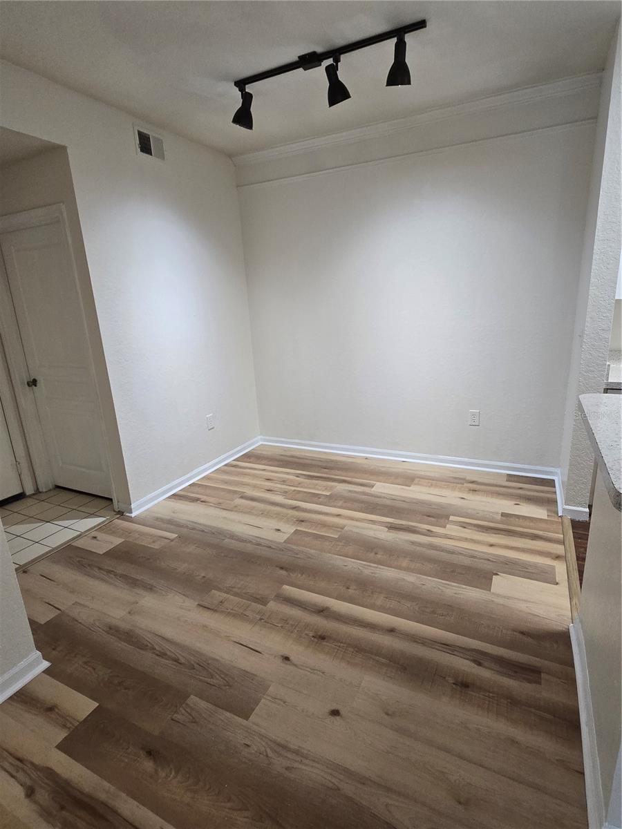 17112 Carrington Park Dr #902 Property Photo 7