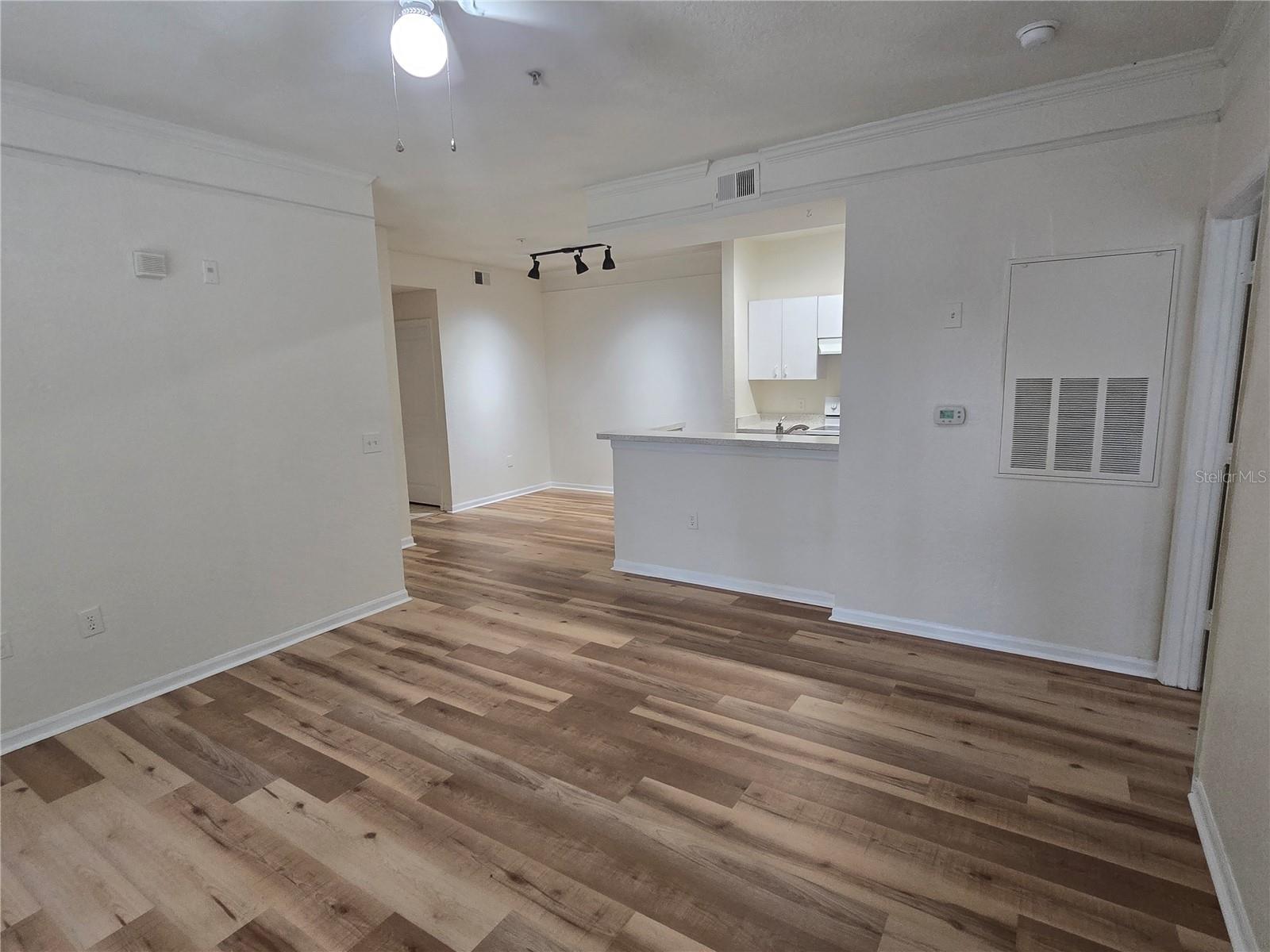 17112 Carrington Park Dr #902 Property Photo 8