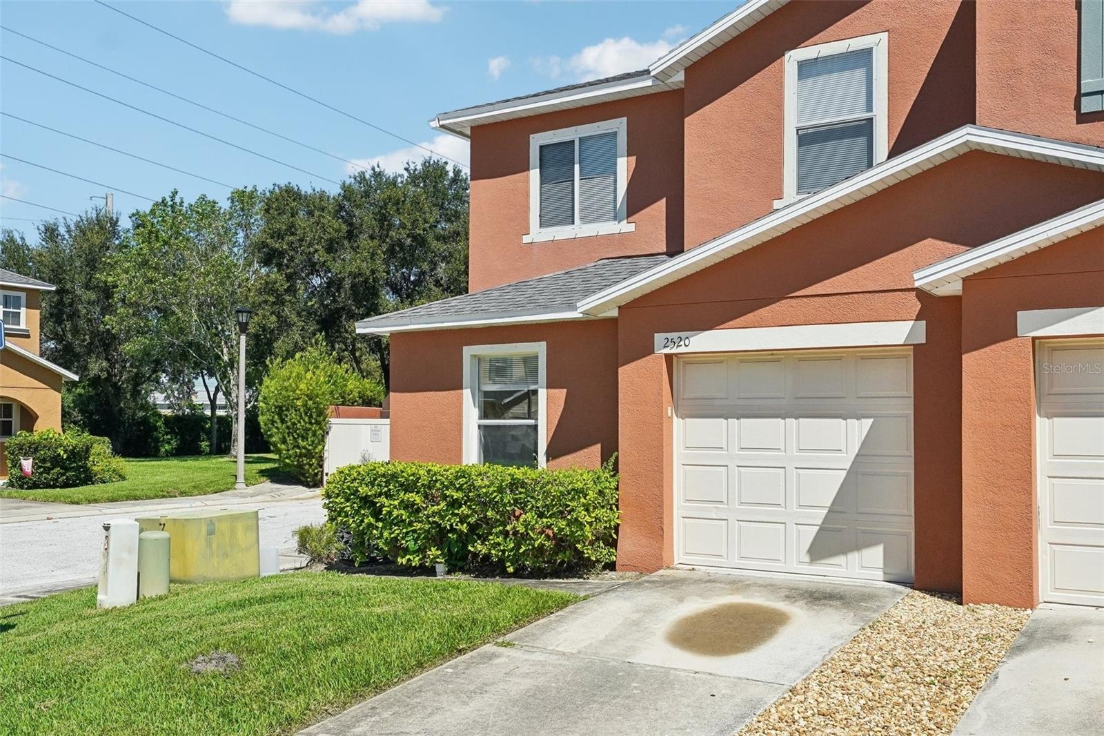 2520 Colony Reed Ln Property Photo 1