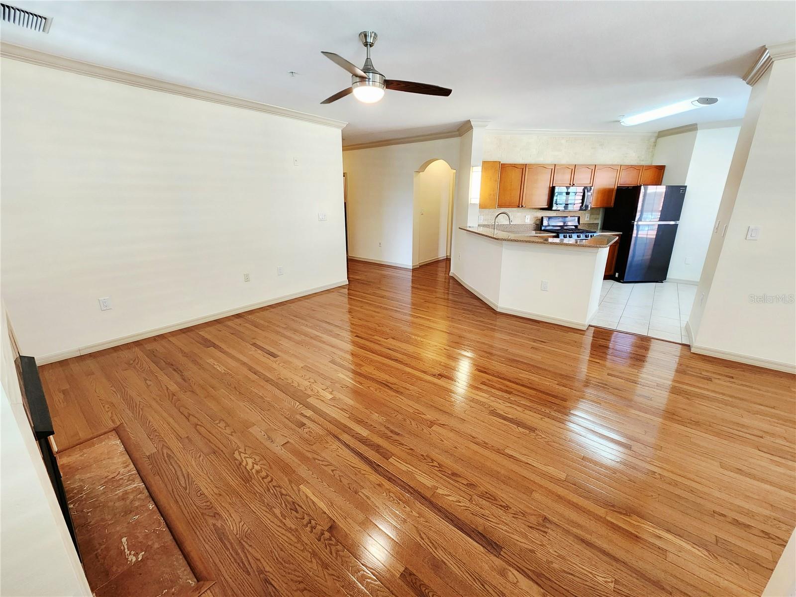 2733 Via Cipriani #820b Property Photo 6