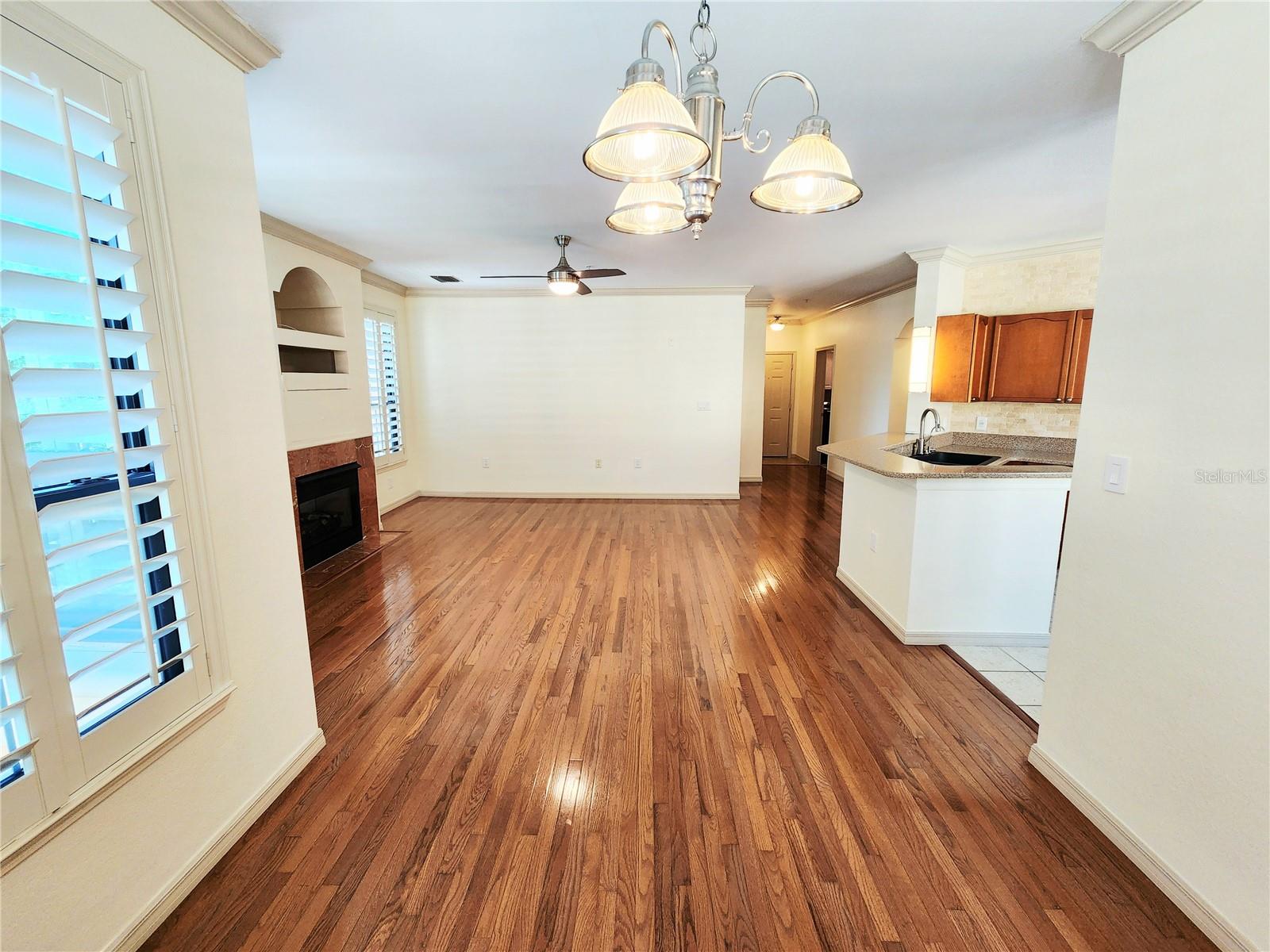 2733 Via Cipriani #820b Property Photo 12