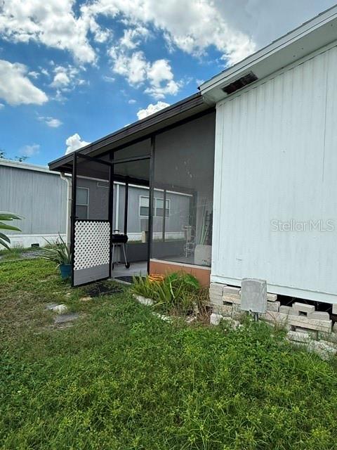 5702 Congress St Property Photo 6