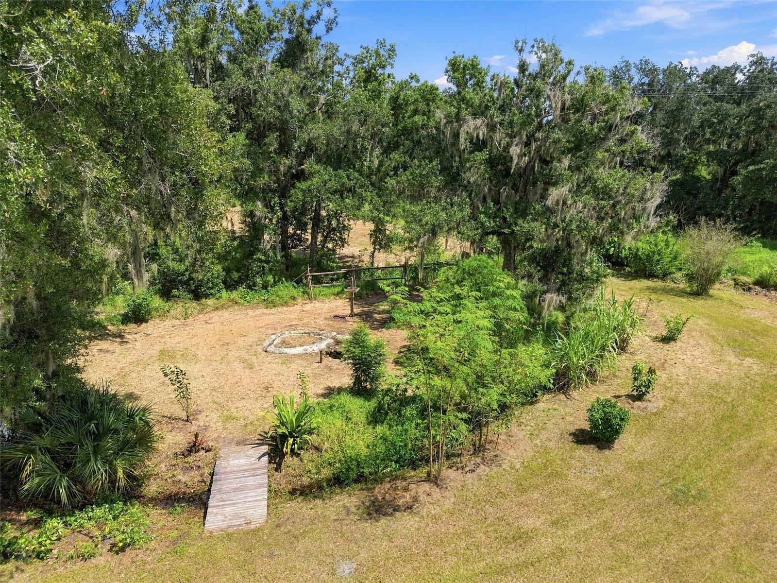 1142 Doc Coil Rd Property Photo 34