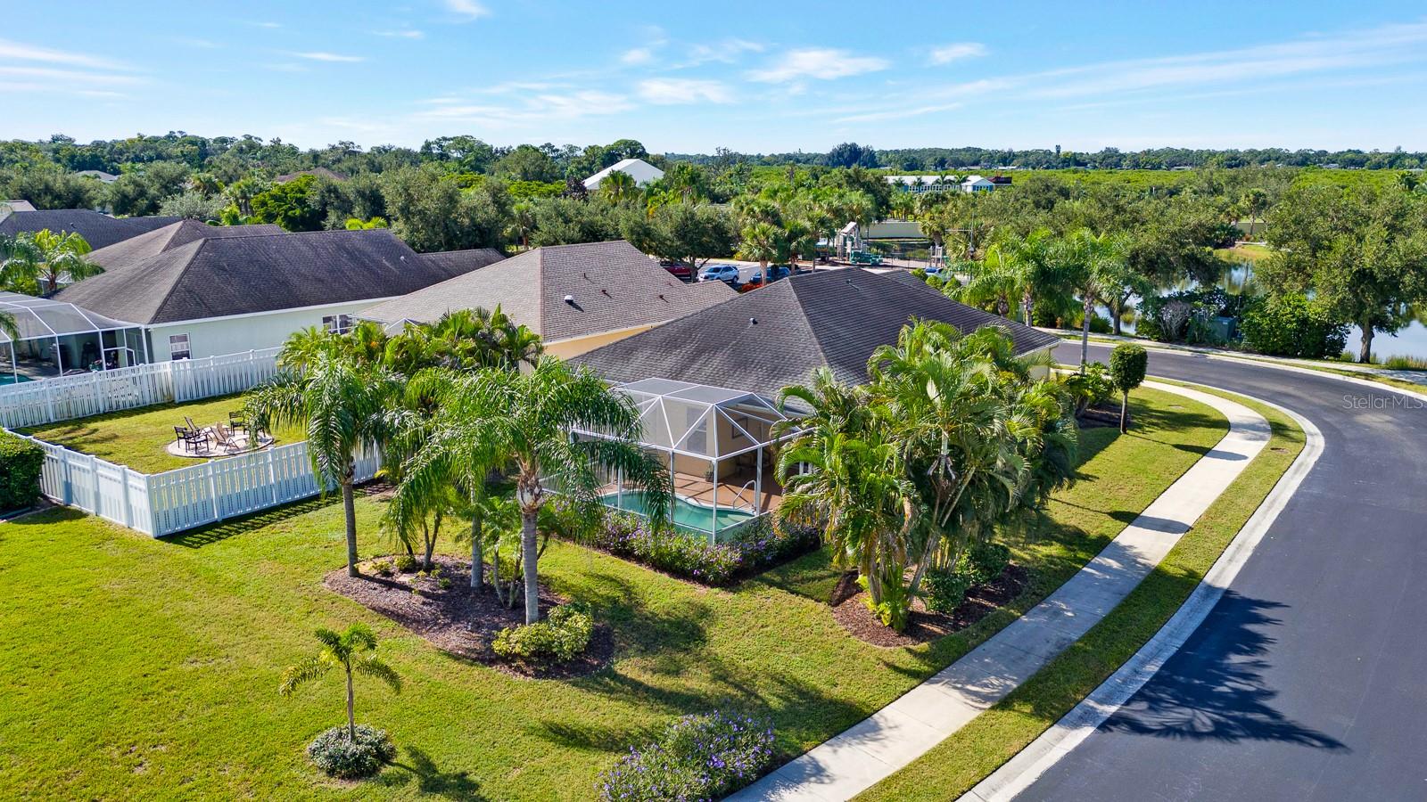 1475 Blue Horizon Cir Property Photo 40