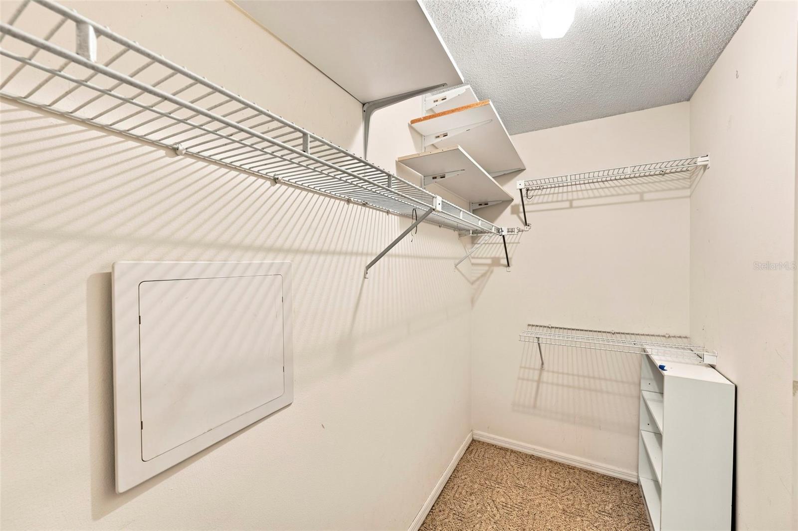 409 Feltham Trl #b Property Photo 32