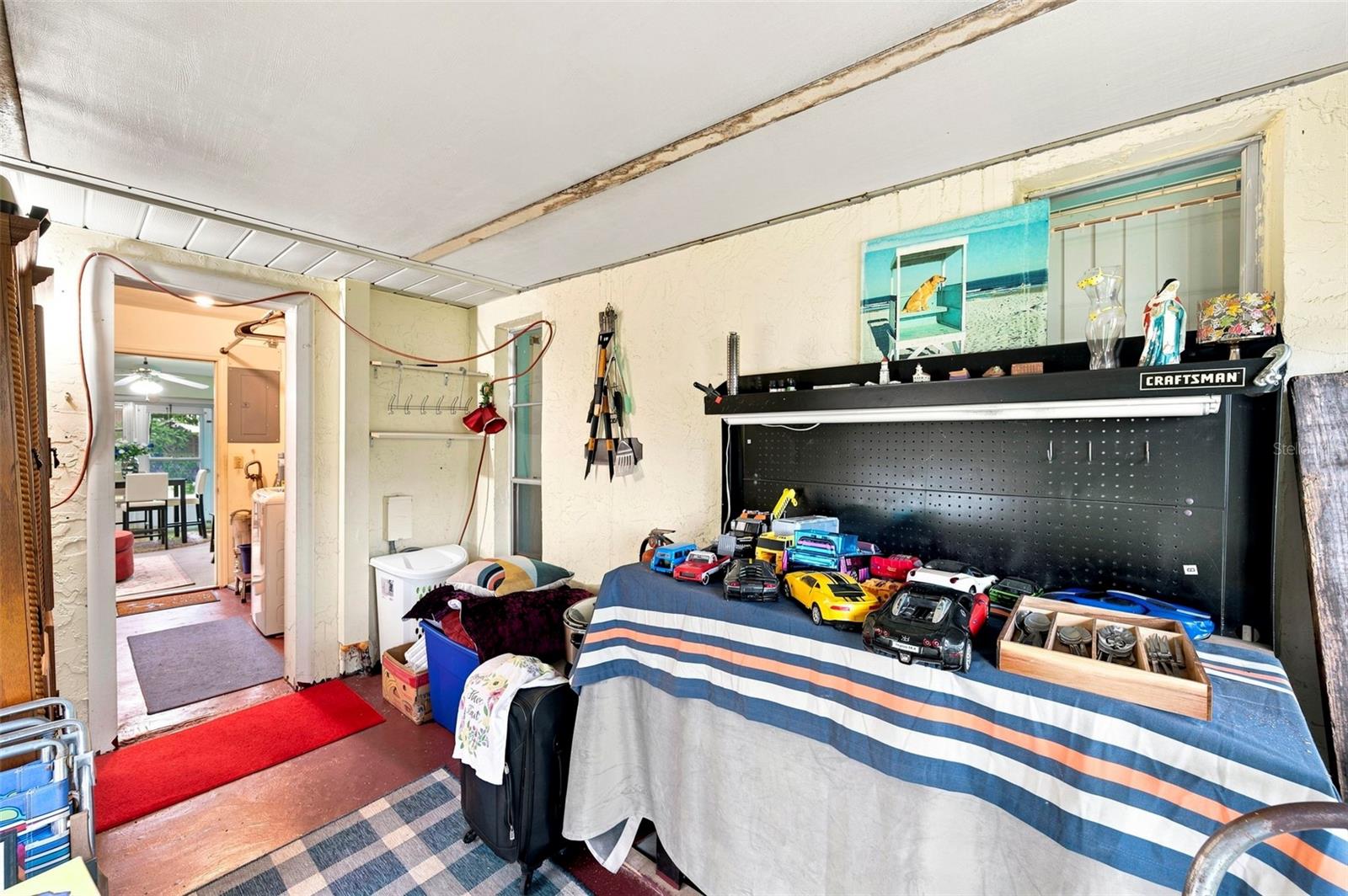 409 Feltham Trl #b Property Photo 38