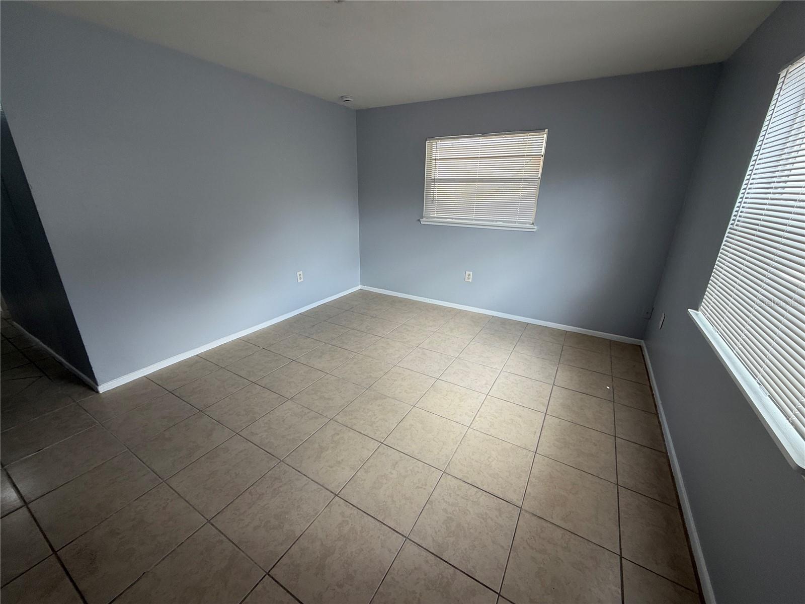 619 Avenue S Ne Property Photo 5
