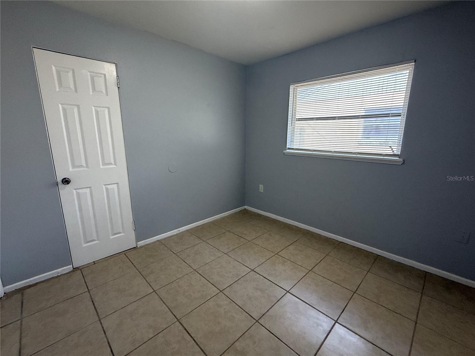 619 Avenue S Ne Property Photo 8