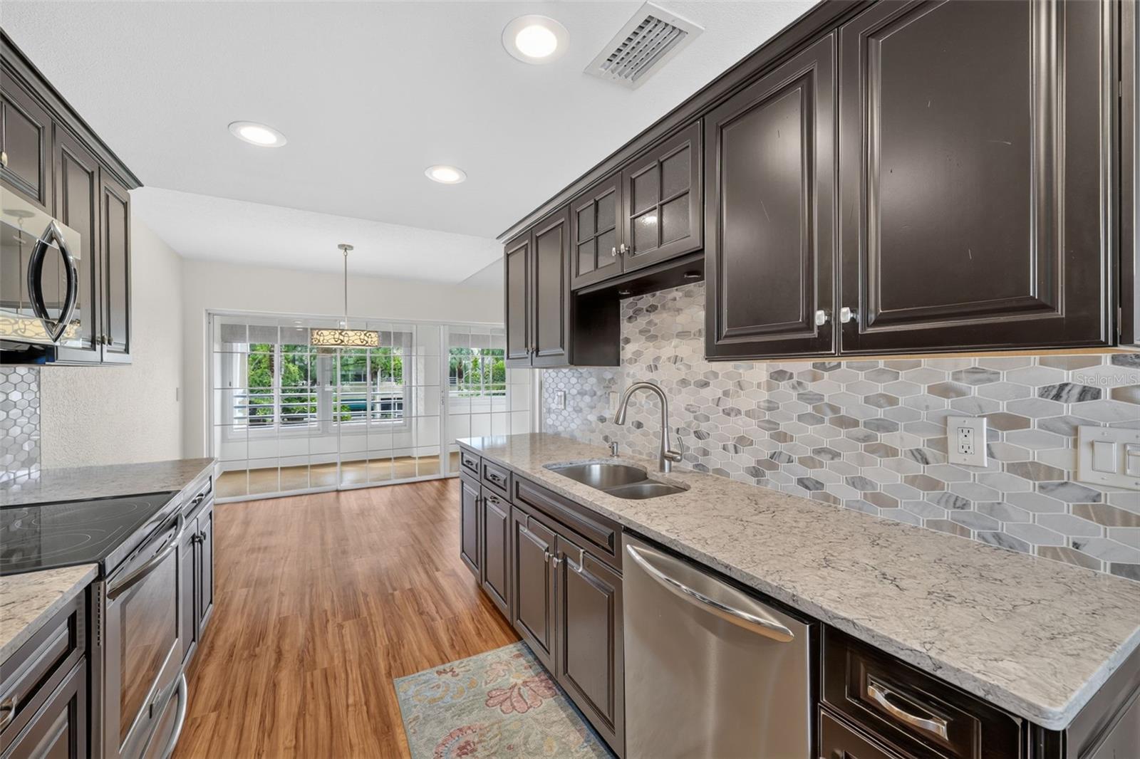 8352 Meadowbrook Dr #10 Property Photo 14