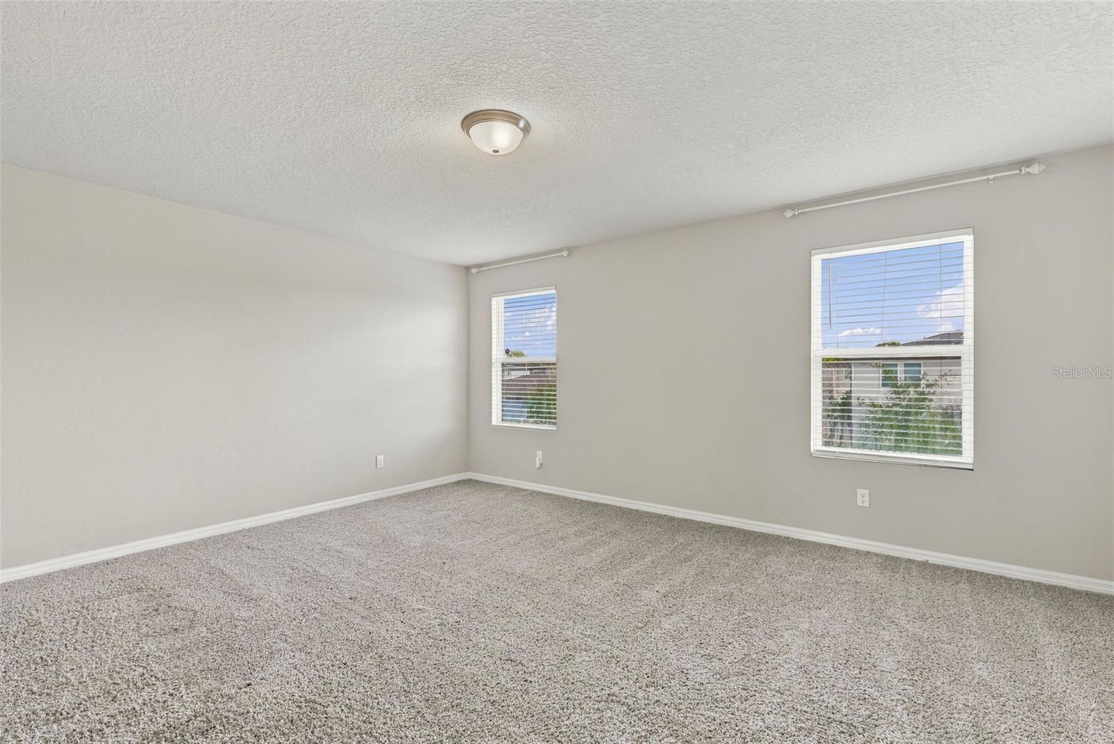 5291 Meredrew Ln Property Photo 29
