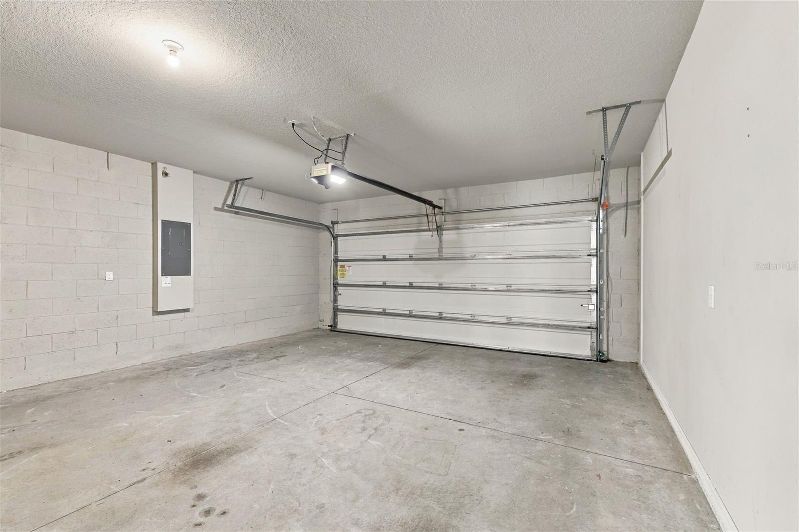 5291 Meredrew Ln Property Photo 38