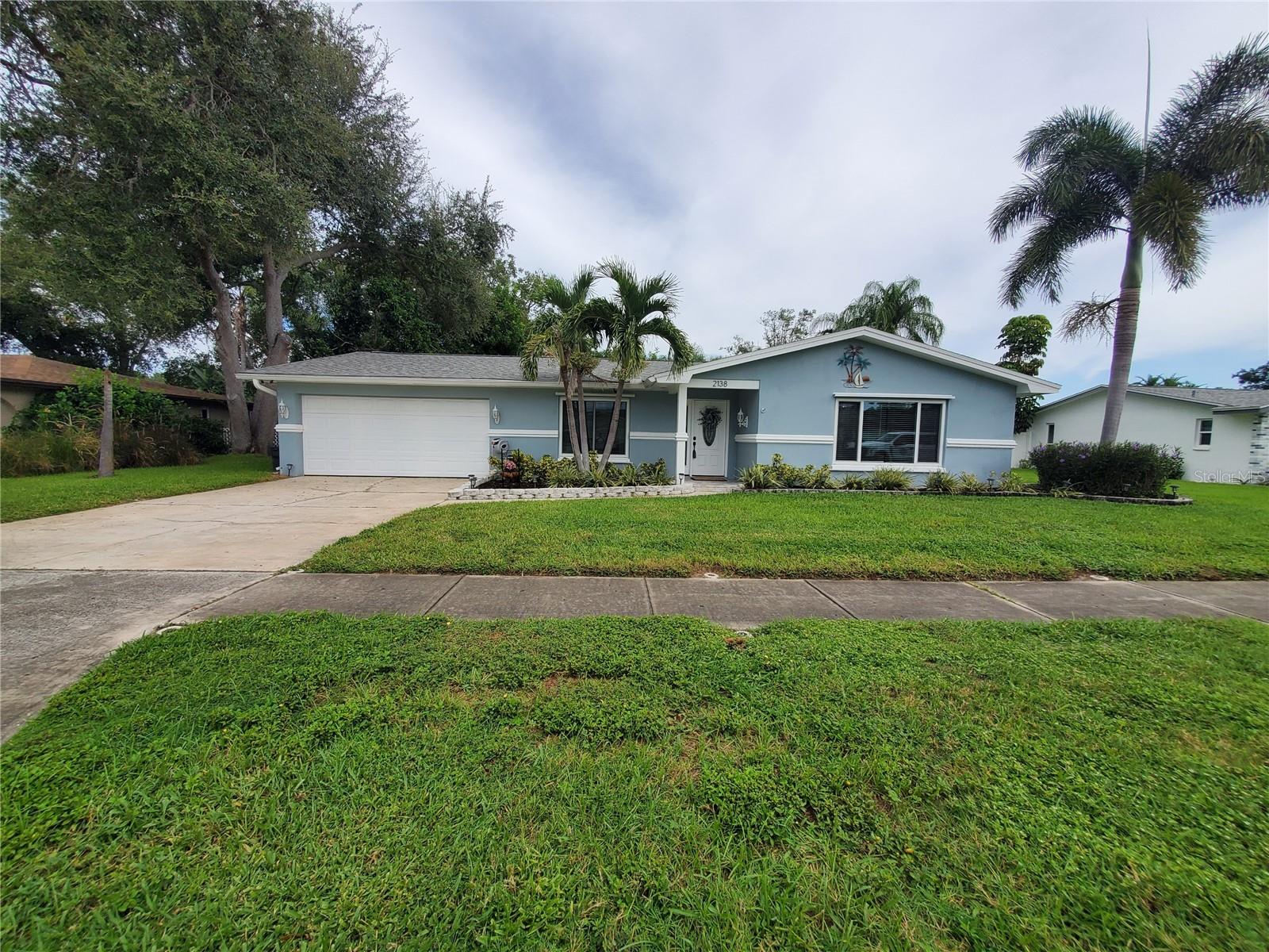 2138 Grove Pl Property Photo 1