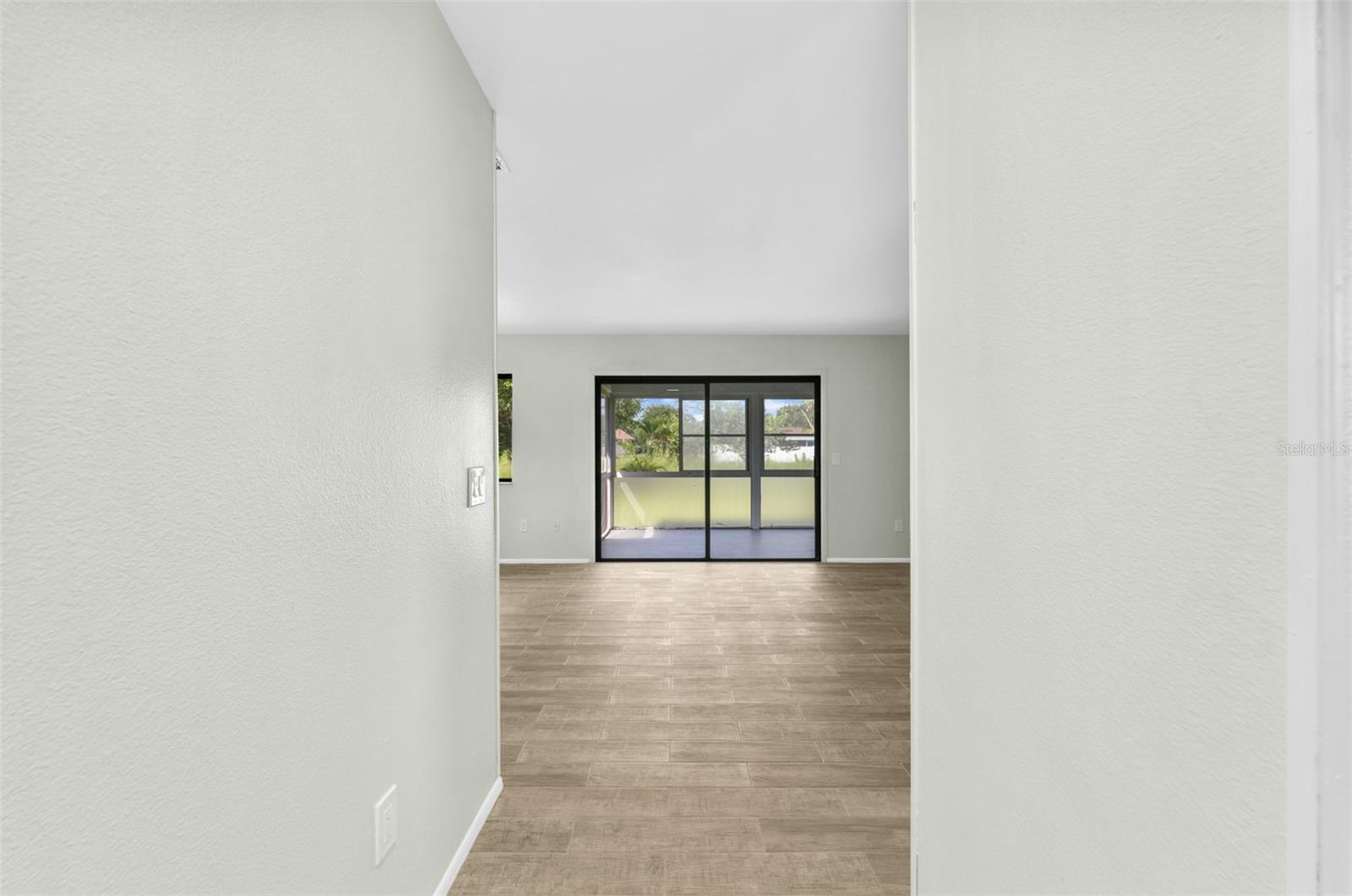 6820 Harmony Rd Property Photo 7
