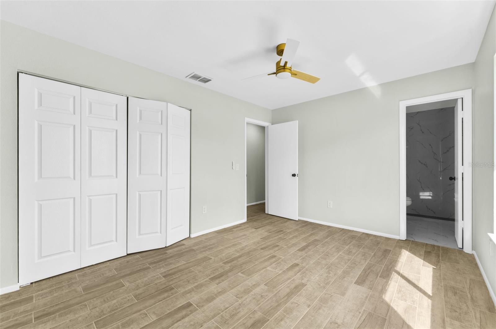 6820 Harmony Rd Property Photo 17
