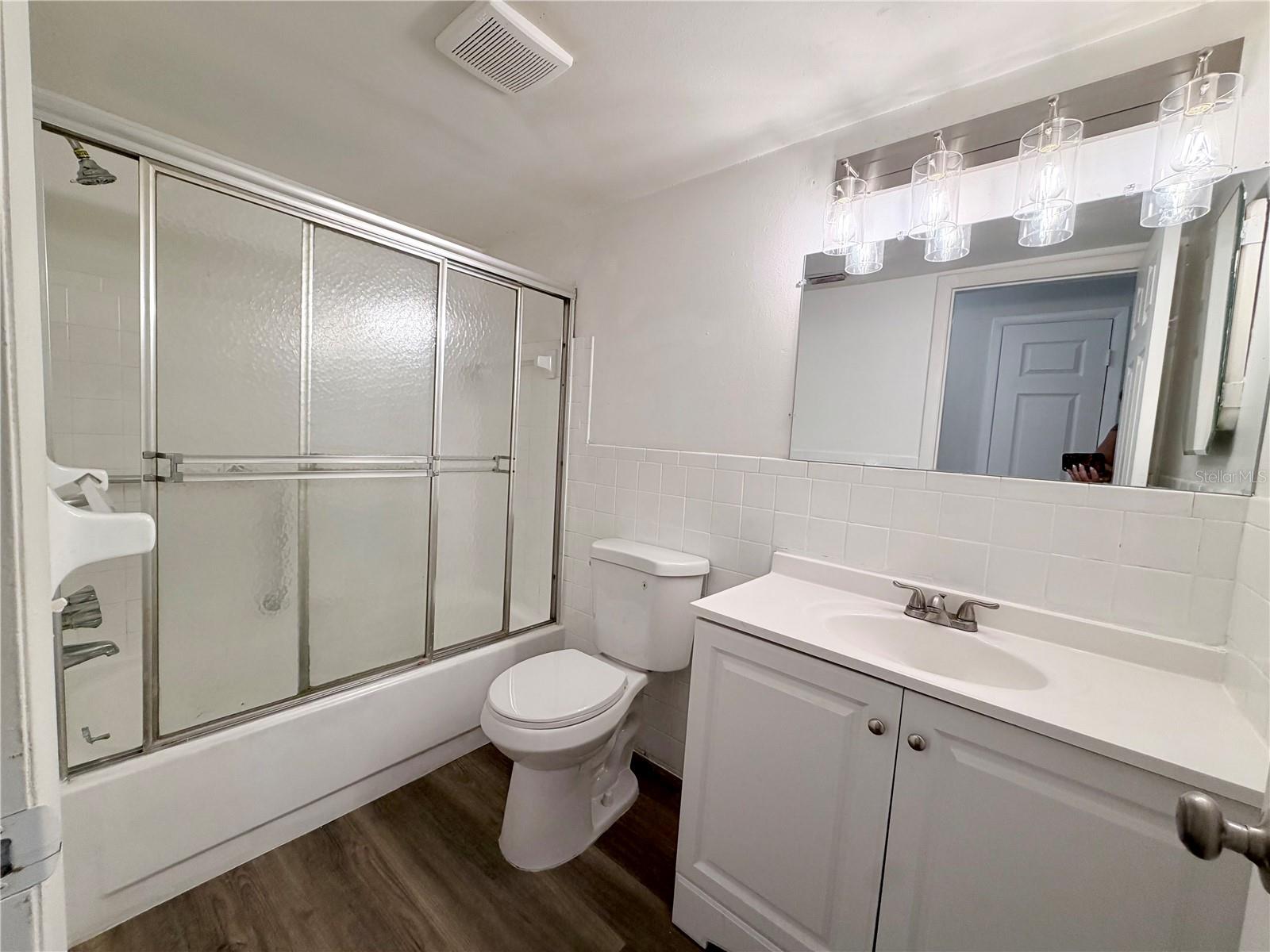 2100 World Parkway Blvd #20 Property Photo 6