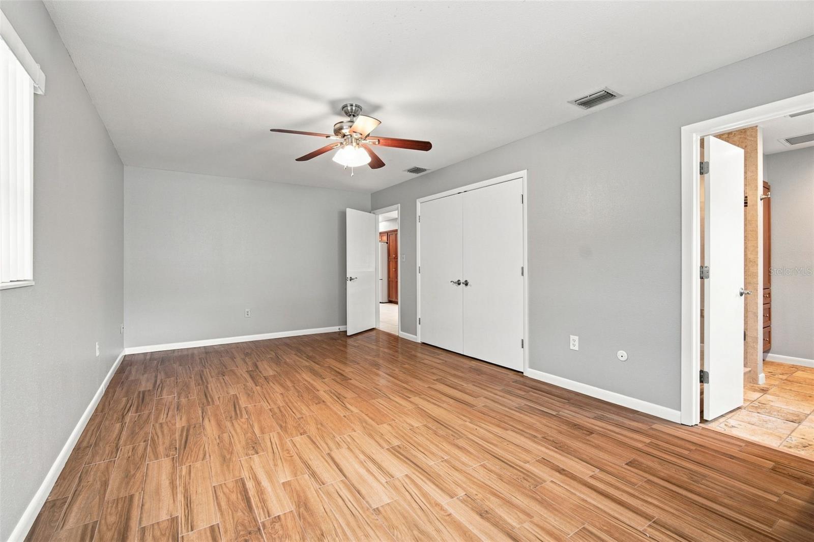526 S Larry Cir Property Photo 14