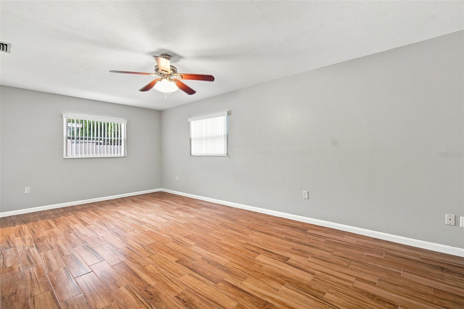526 S Larry Cir Property Photo 15