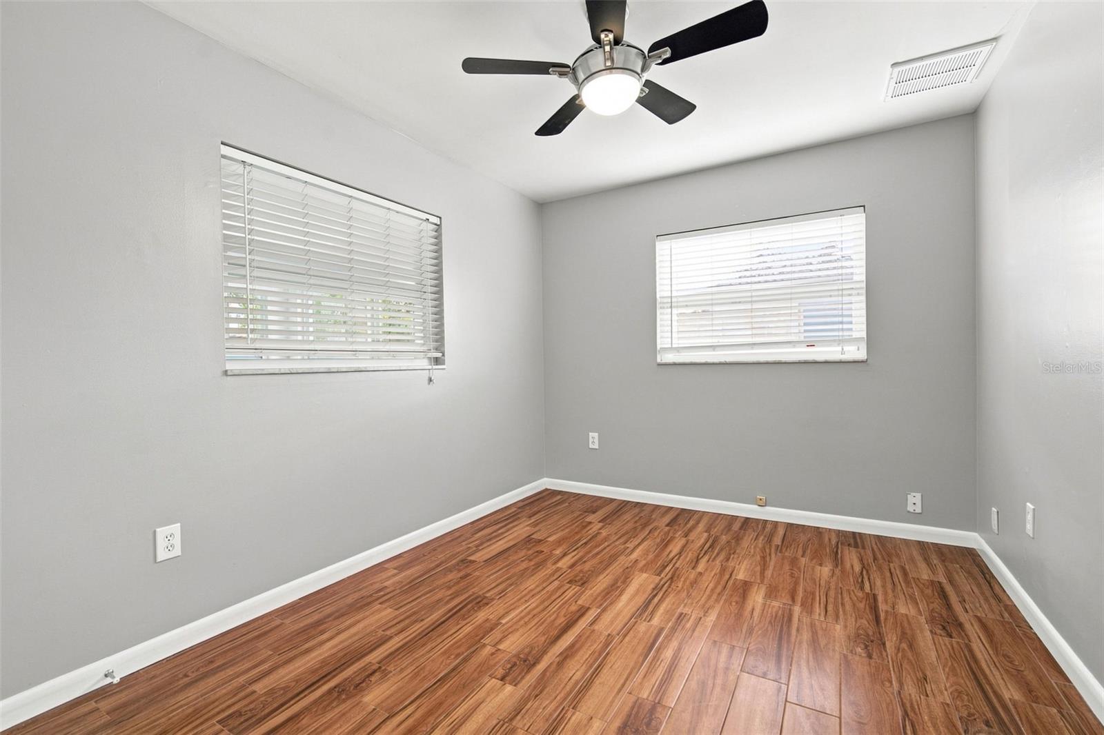 526 S Larry Cir Property Photo 30