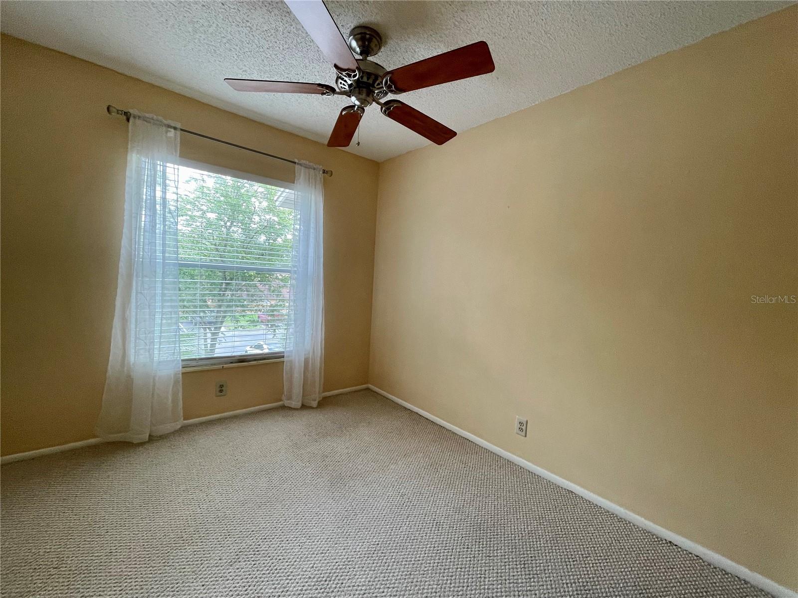 14803 Lake Forest Dr Property Photo 13