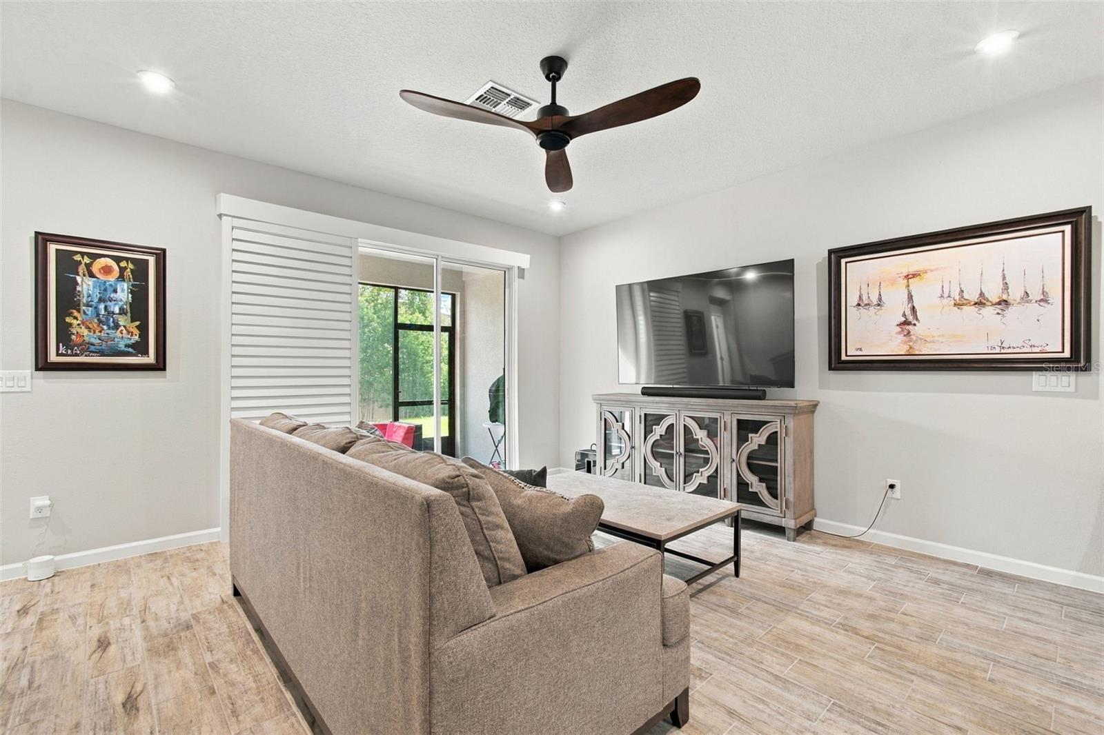 4242 Cloud Hopper Way Property Photo 7