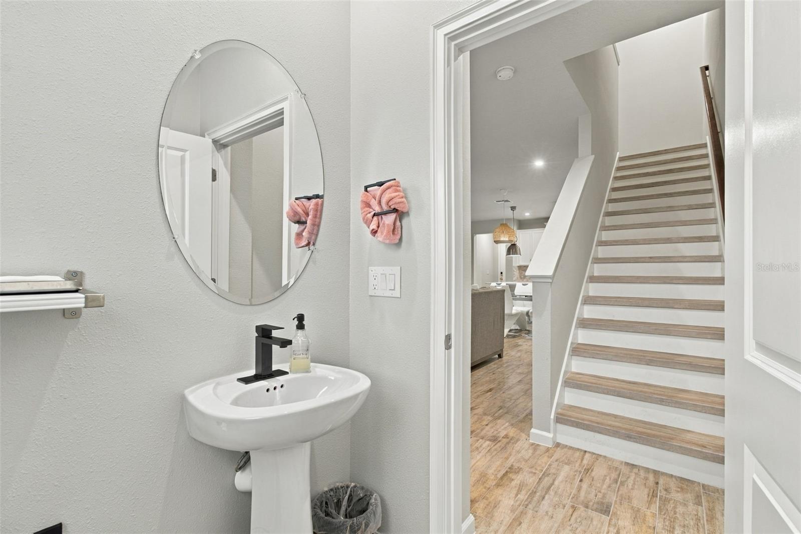 4242 Cloud Hopper Way Property Photo 8