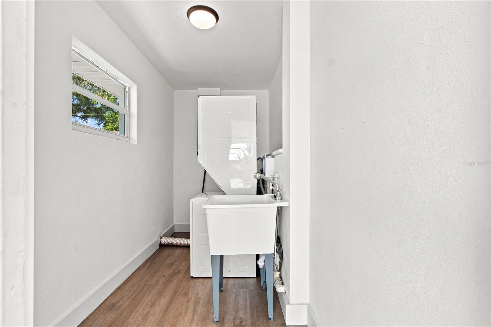 1204 65th St Nw Property Photo 40
