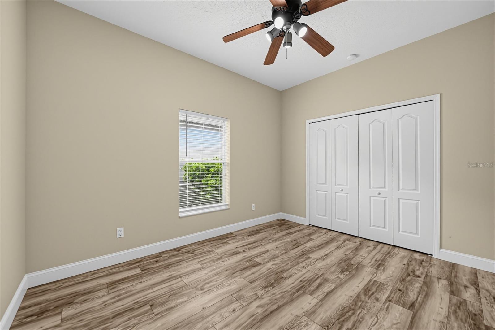10106 Hidden Dunes Ln Property Photo 18