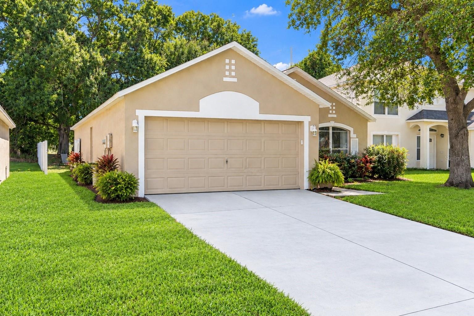 13004 Waterbourne Dr Property Photo 2