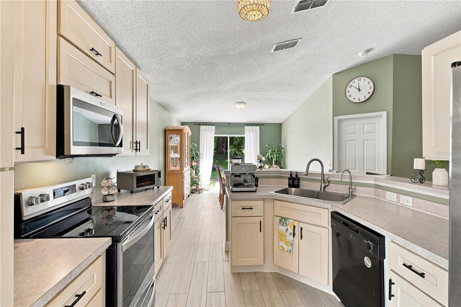 13004 Waterbourne Dr Property Photo 13