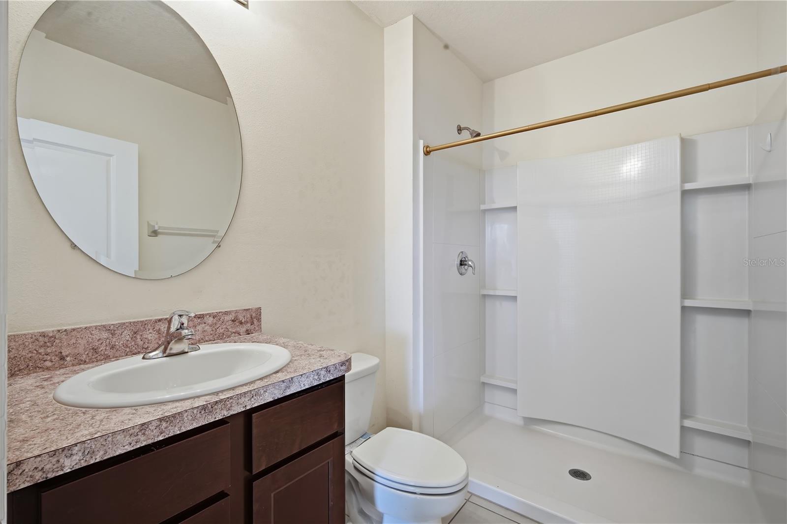 11154 Leland Groves Dr Property Photo 3