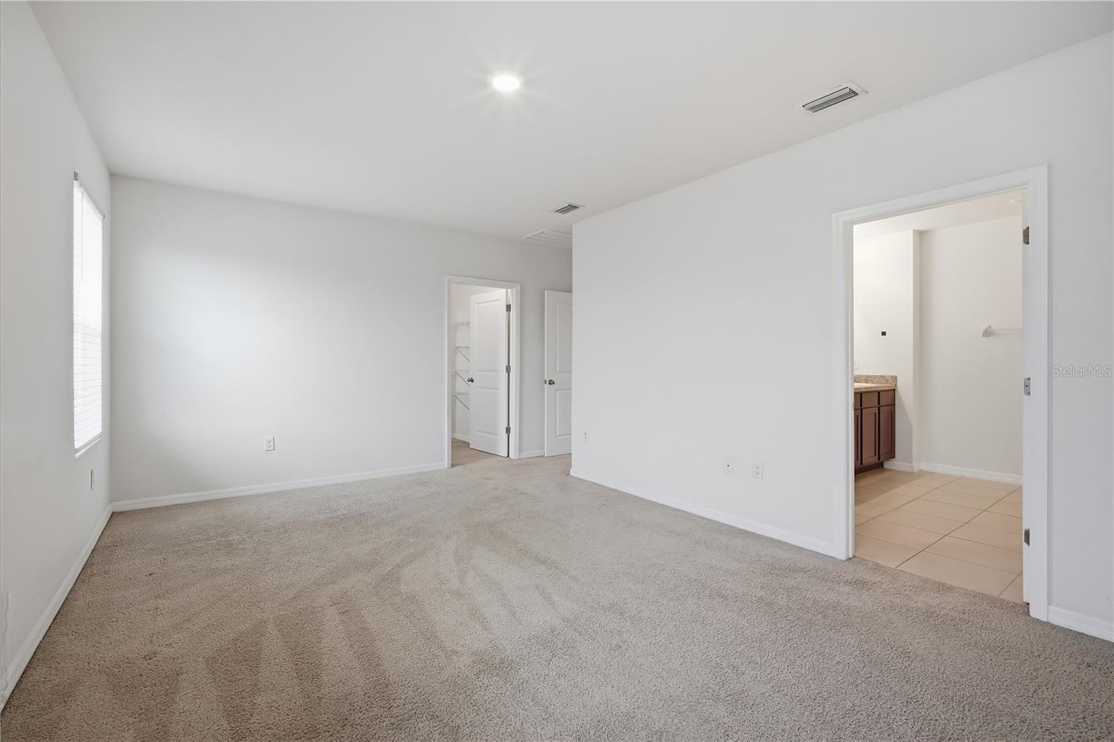 11154 Leland Groves Dr Property Photo 11
