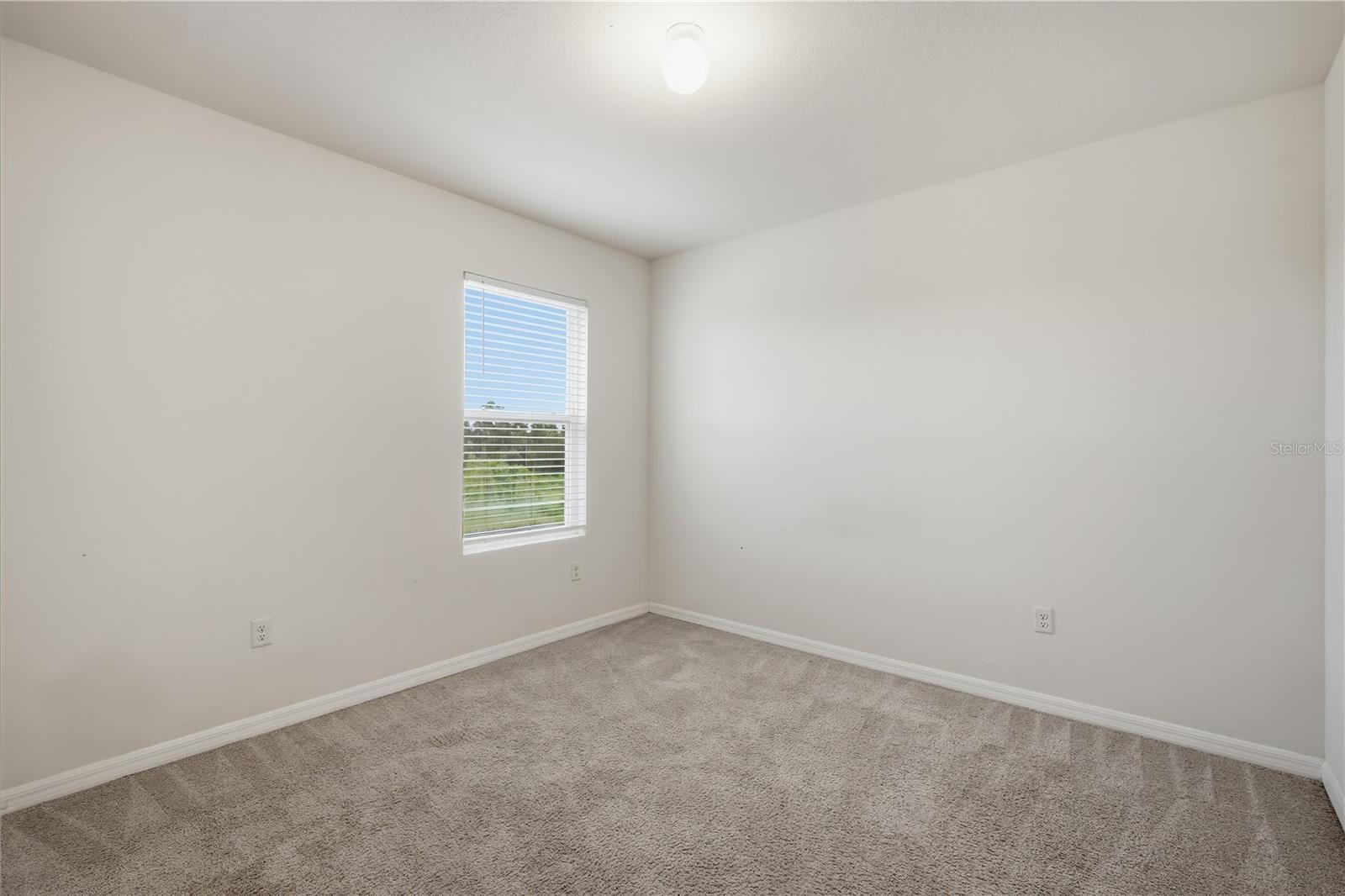 11154 Leland Groves Dr Property Photo 12