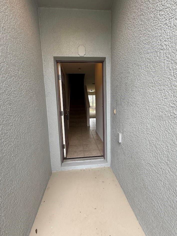 4976 White Sanderling Ct Property Photo 2