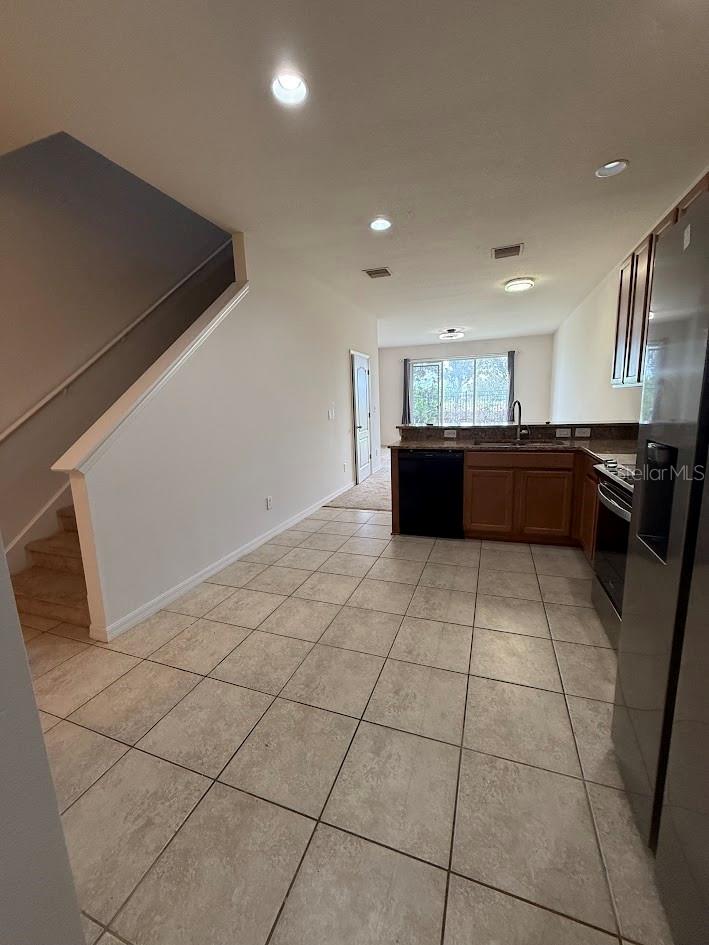 4976 White Sanderling Ct Property Photo 9