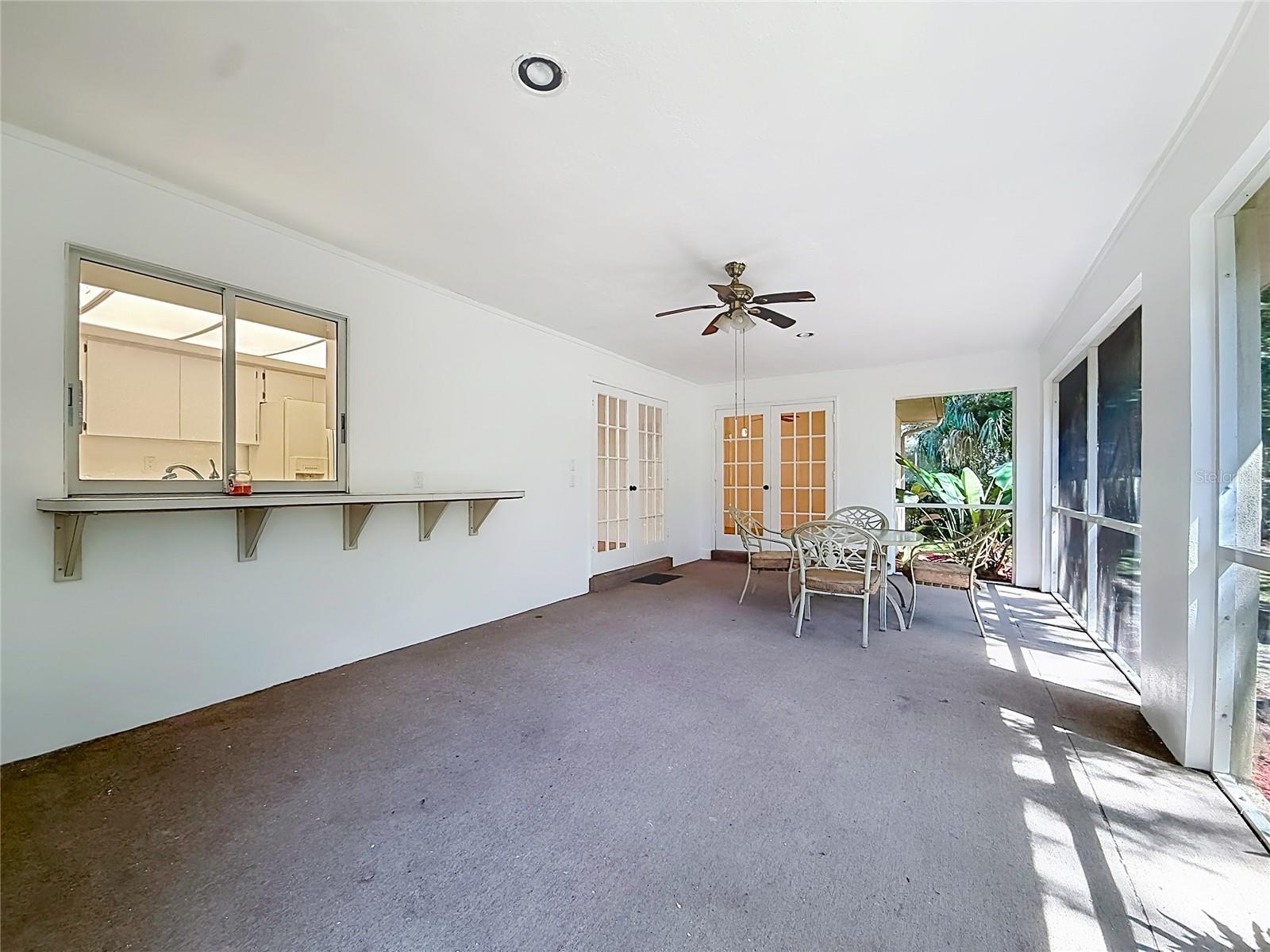 255 Pine St Property Photo 38