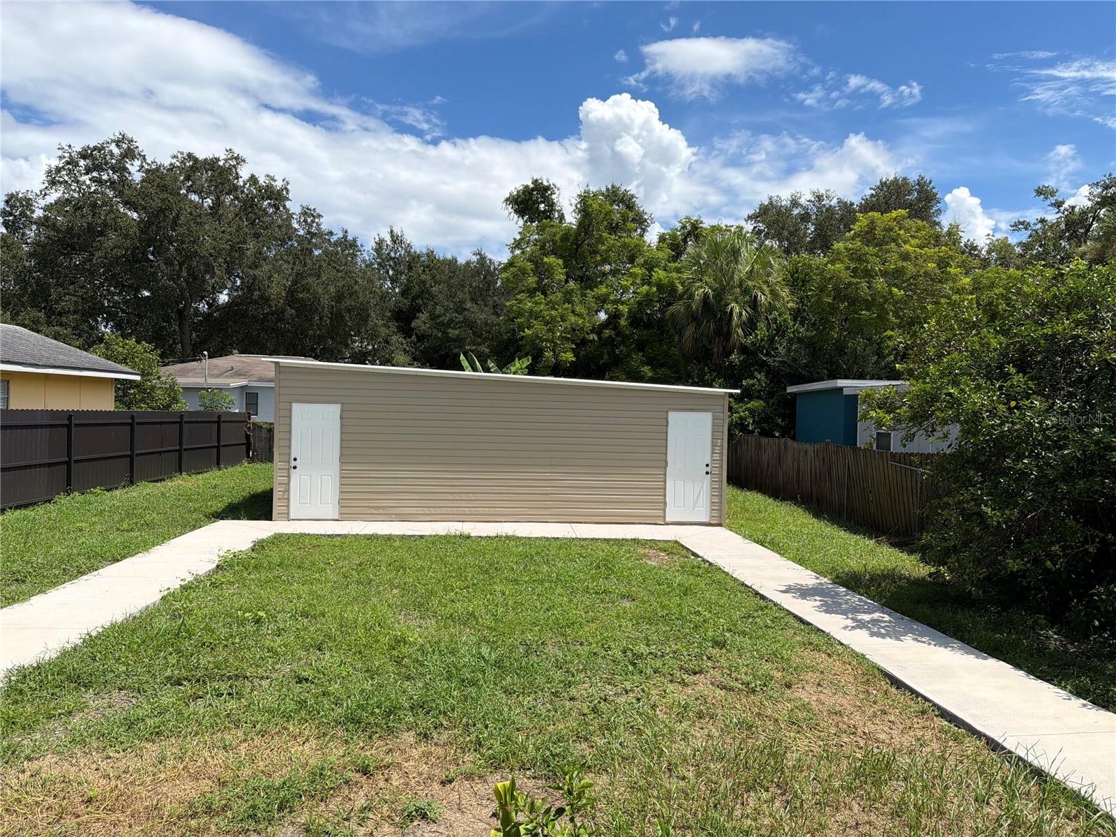 TB8547570 Property Photo 1