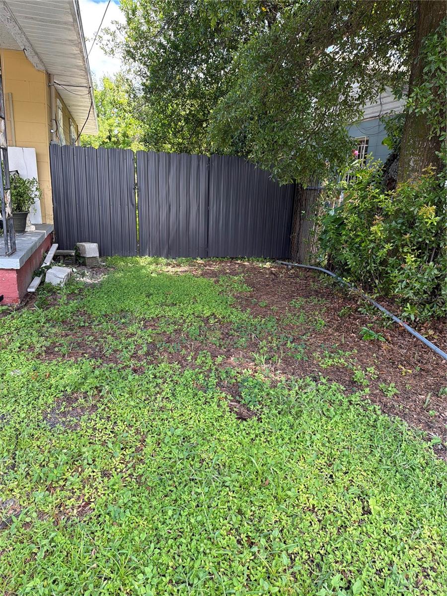 TB8547570 Property Photo 8