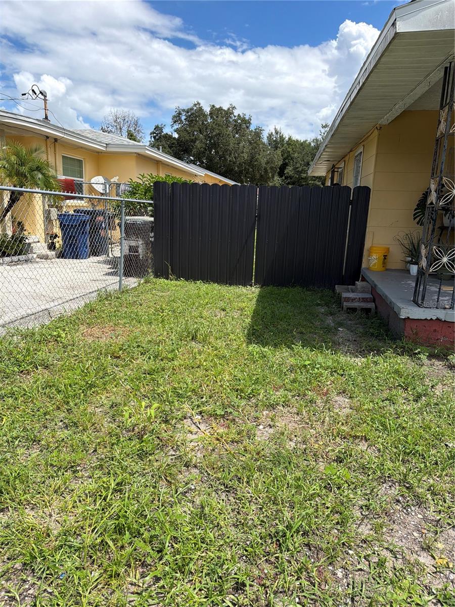 TB8547570 Property Photo 9