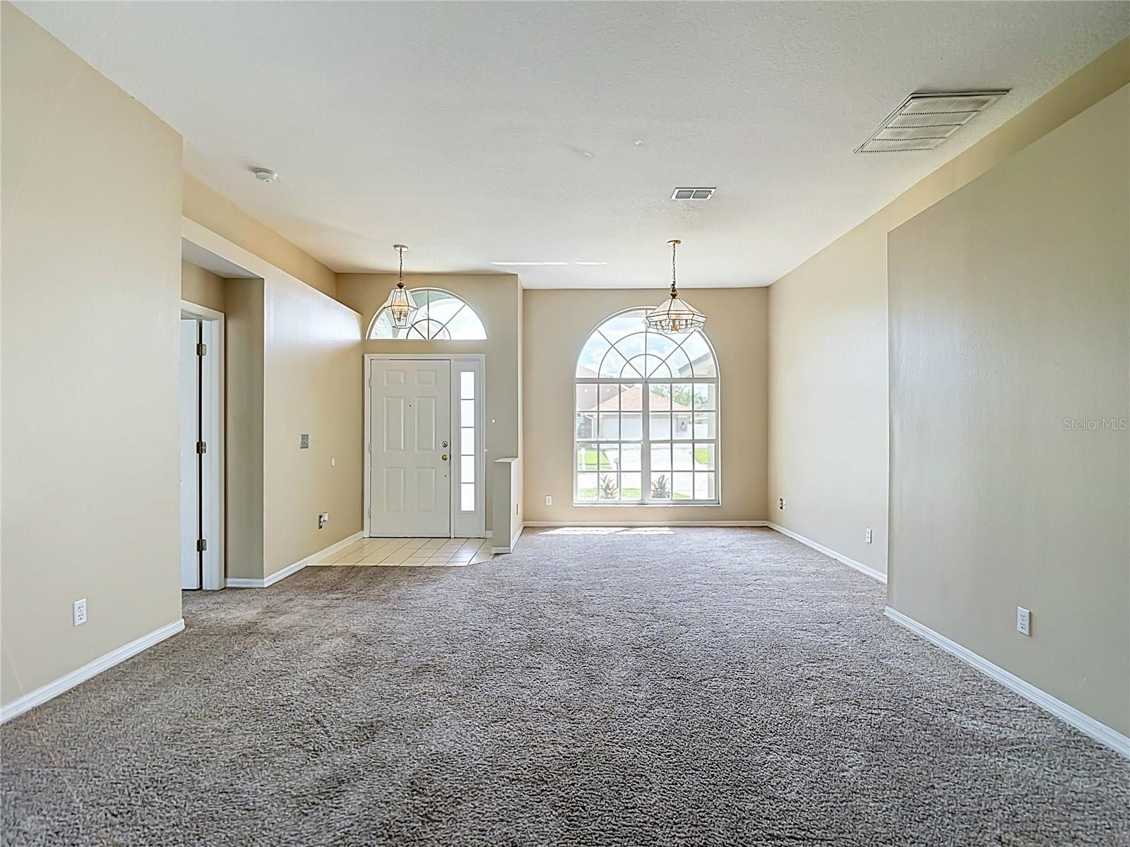 28829 Windover St Property Photo 17