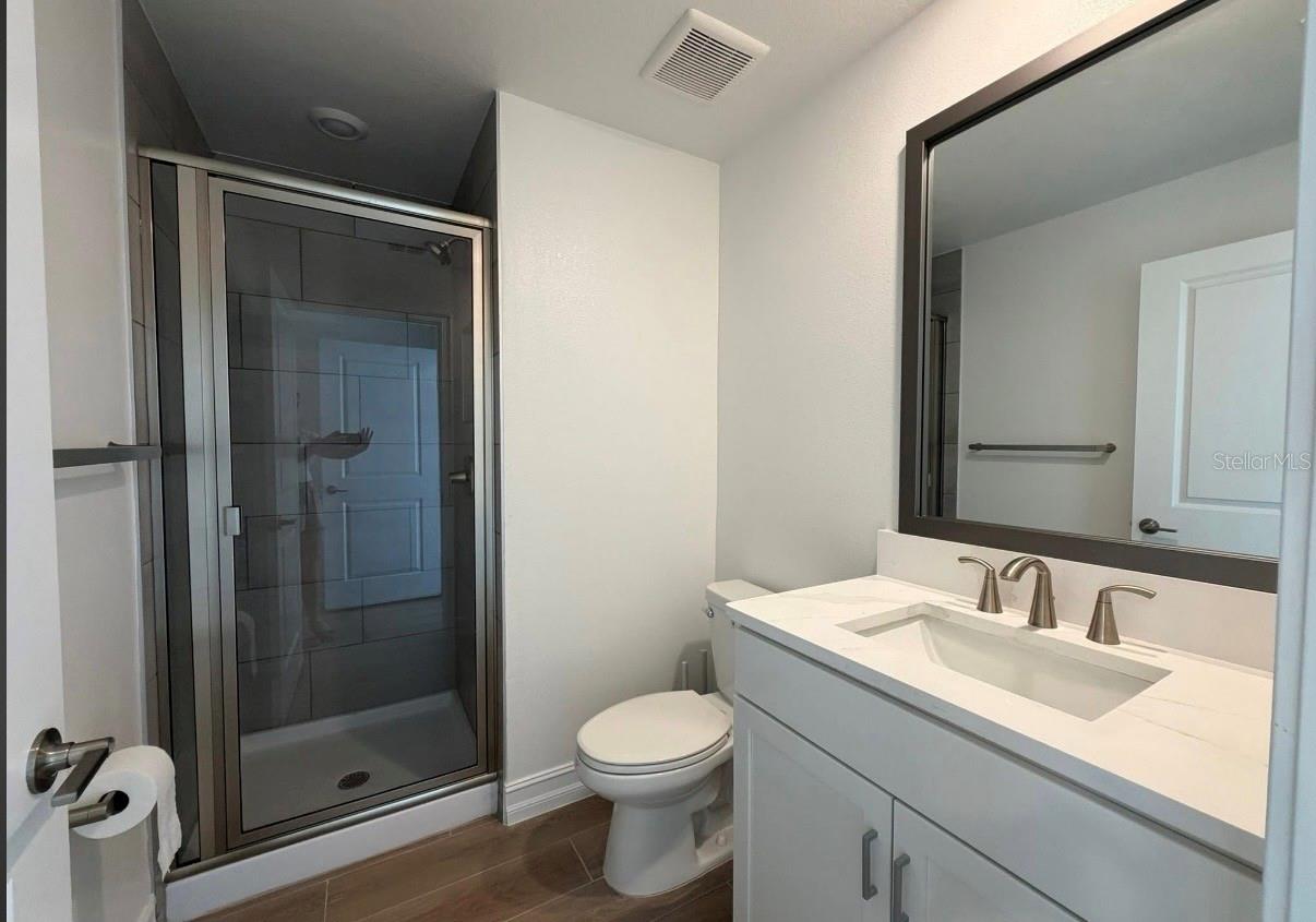 1523 W Chestnut St Property Photo 13