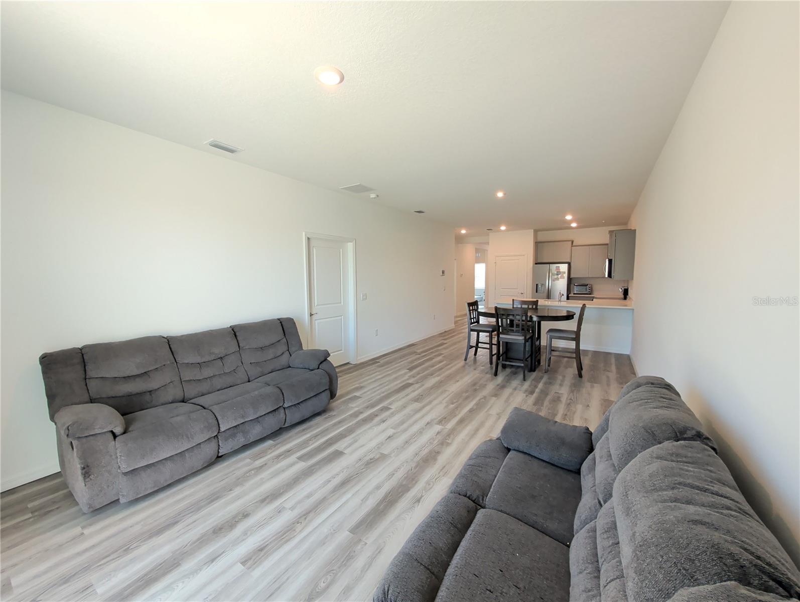 4057 Westwood Fields Loop Property Photo 4