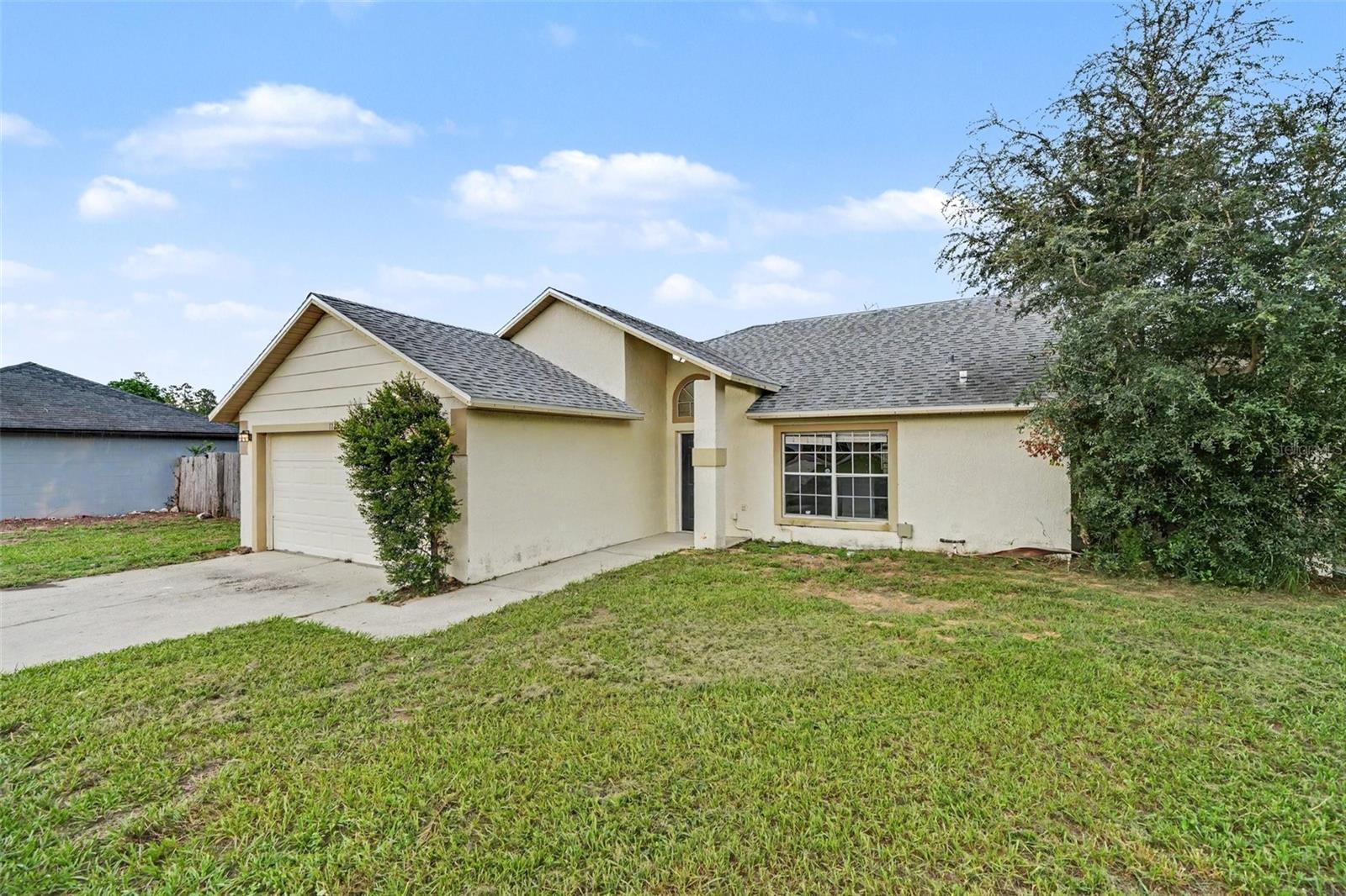 1129 Monteagle Cir Property Photo 2