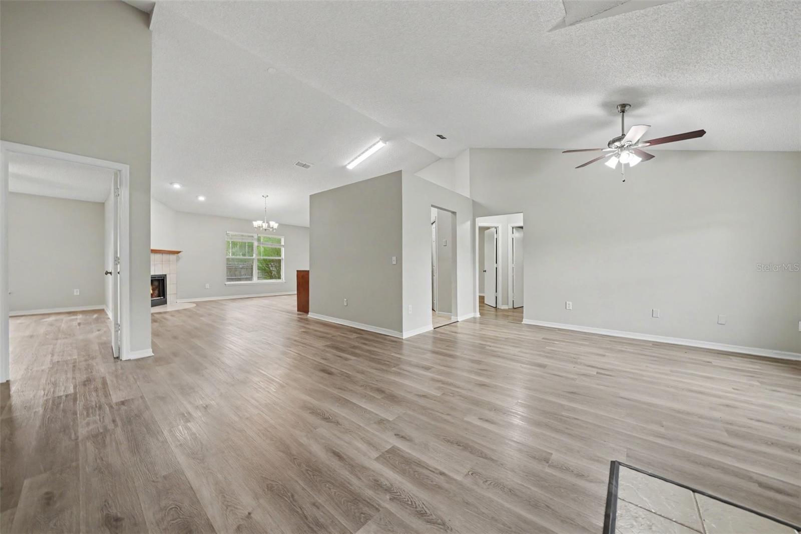1129 Monteagle Cir Property Photo 7