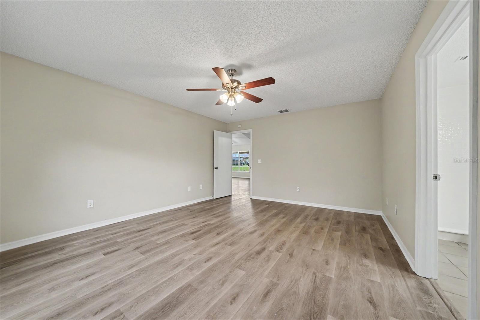 1129 Monteagle Cir Property Photo 16