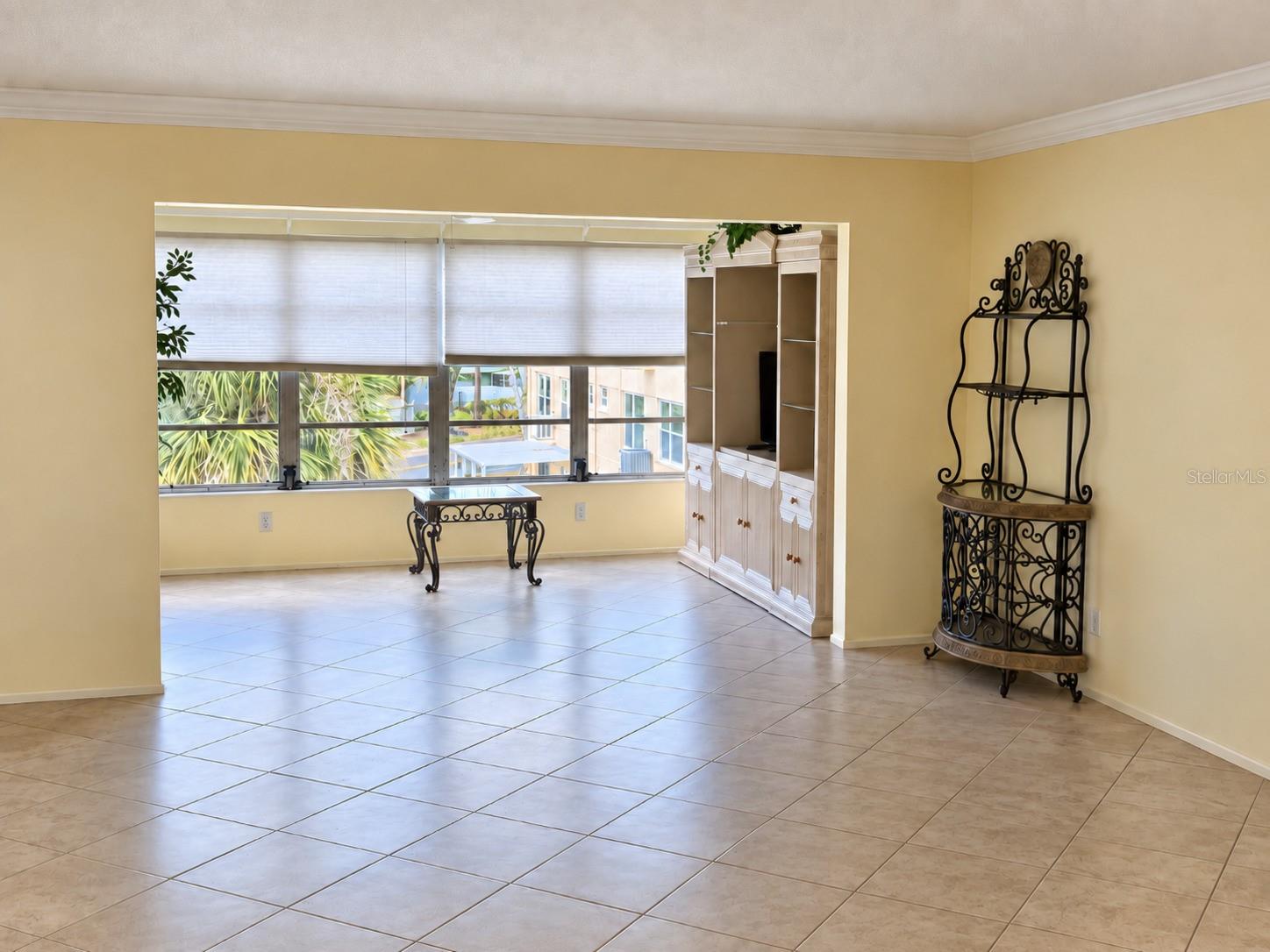 2436 Rhodesian Dr #48 Property Photo 2