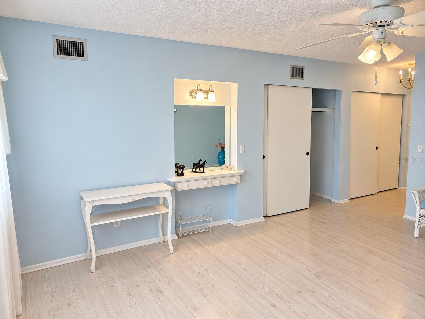 2436 Rhodesian Dr #48 Property Photo 15