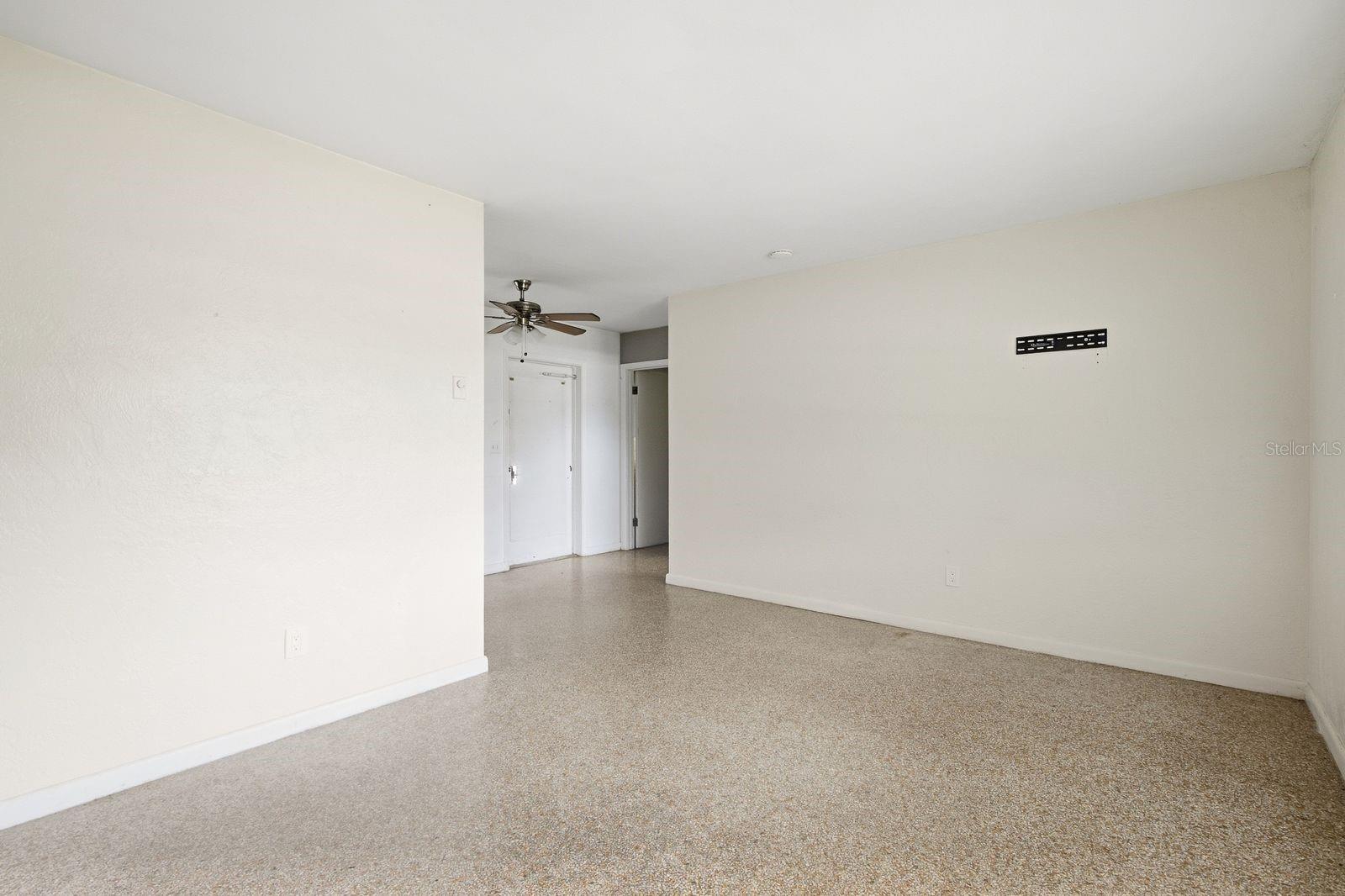 2238 Evans Rd Property Photo 5