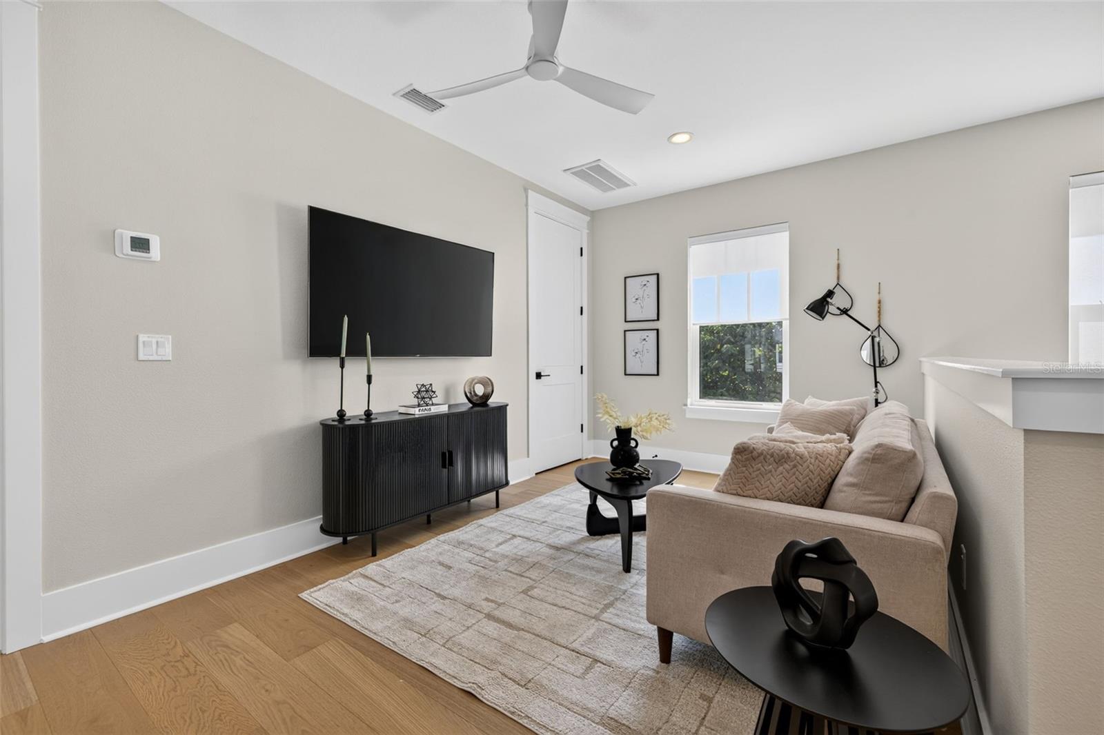 2525 Dartmouth Ave N Property Photo 31