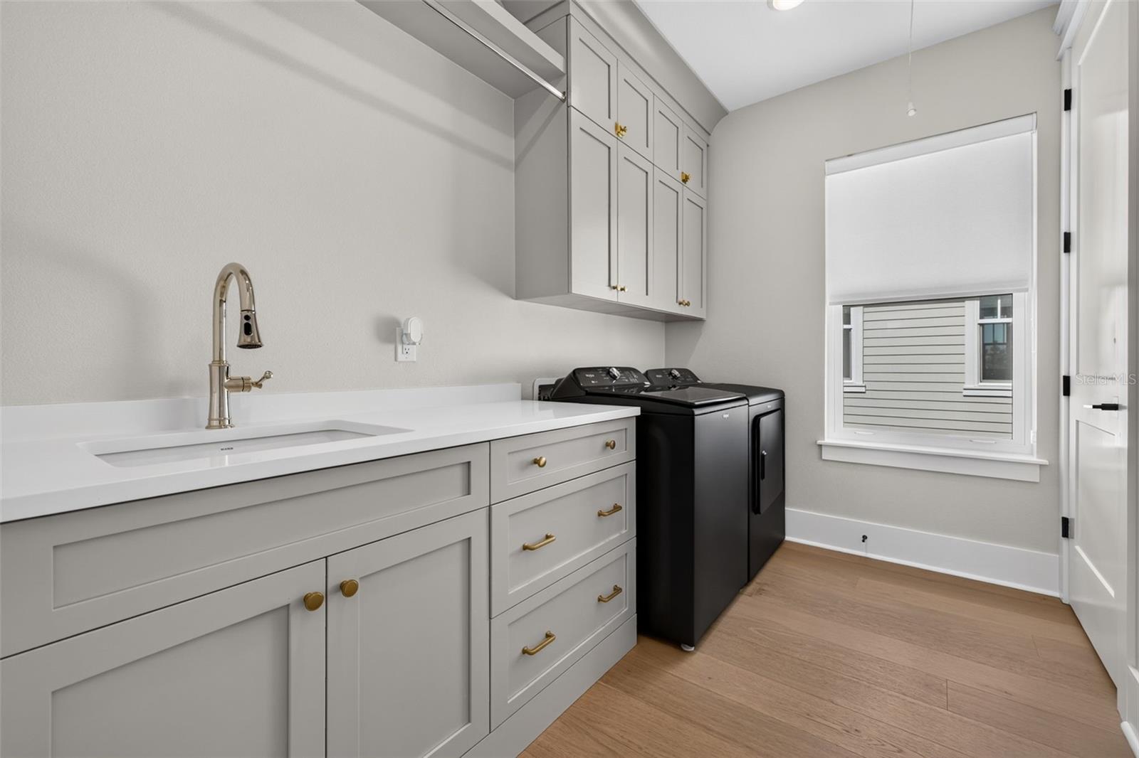 2525 Dartmouth Ave N Property Photo 47